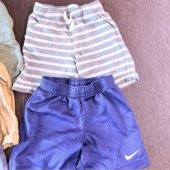 Boys Bundle 5 Pack Casual Shorts Size 3T - Picture 3 of 8